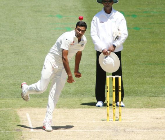 Ashwin-and-the-Pitch-Issue-niharonline
