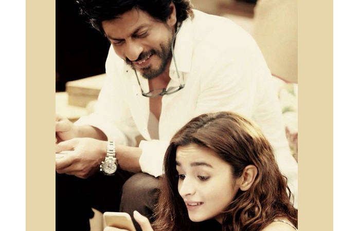 SRK-Alia-Bhatt-Dear-Zindagi-Movie-First-Look-niharonline