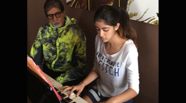 amitabh_bachchan_impressed_with_granddaughter_talent_niharonline