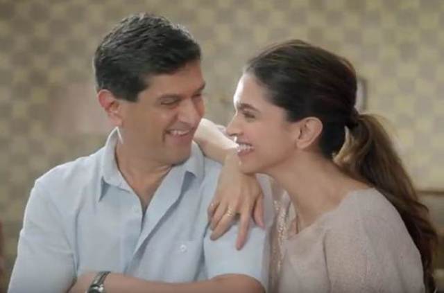 deepika-padukone-in-a-commercial-with-her-father-niharonline