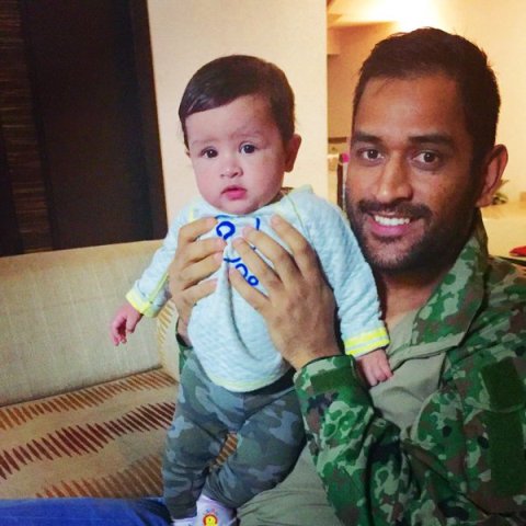 dhoni-daughter-ziva-niharonline