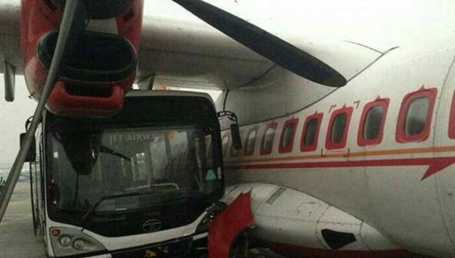 jet-bus-hits-airindia-plane-niharonline