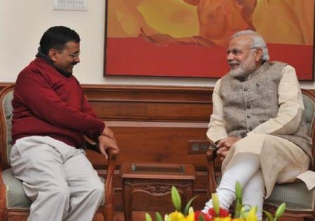 kejriwal_meets_modi_niharonline