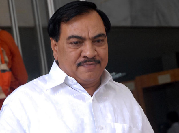 maharashtra-minister-Eknath-Khadse-niharonline