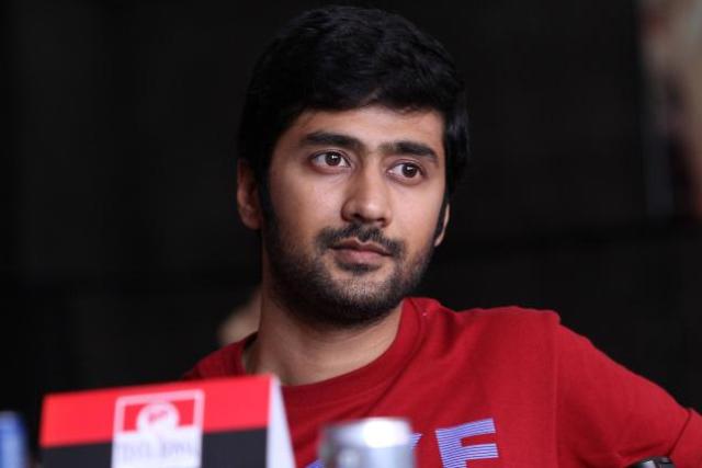 rahul-ravindran-as-shoban-babu-romance-with-three-actress-niharonline